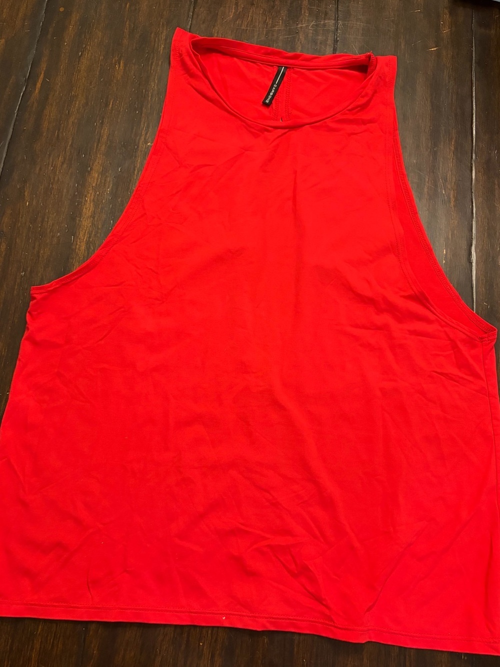 Carbon38 l Red Active Tank Top open back slit size xs